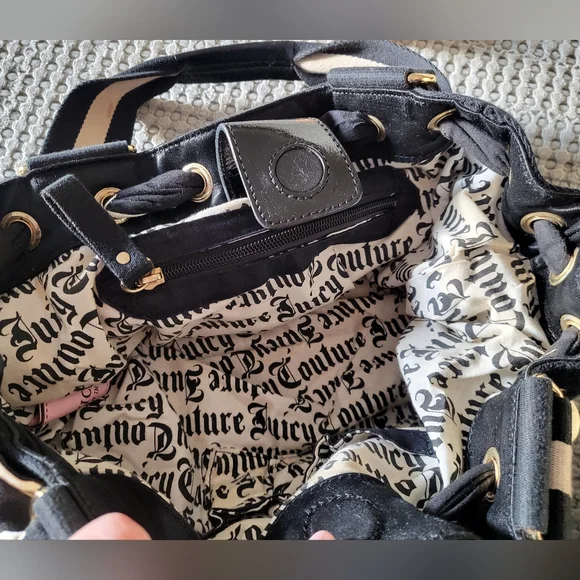 🌻RARE🌻 Juicy Couture Black Daydreamer handbag with Gold Accents Y2K 2008 - Picture 9 of 16